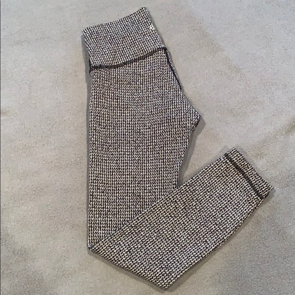 Houndstooth Lululemon Highrise Wonderunders